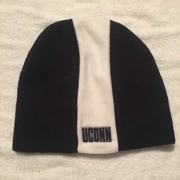 UCONN hat - Picture 1 of 3